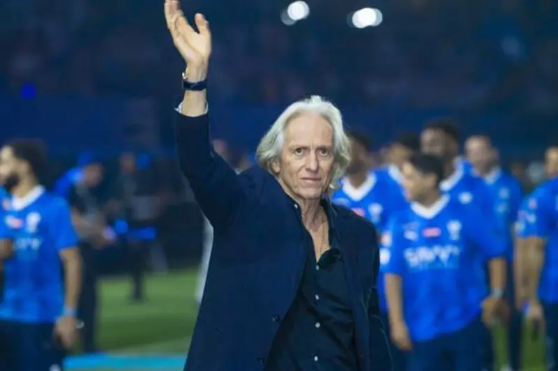 إدارة الهلال قد تقيل جيسوس بعد الخروج من البطولة الآسيوية