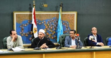 نقابة الصحفيين تكرم الدكتور سالم عبد الجليل وتمنحه شهادة تقدير