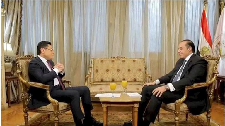 محمود فوزي يوضح دور وزير الشؤون النيابية في البرلمان
