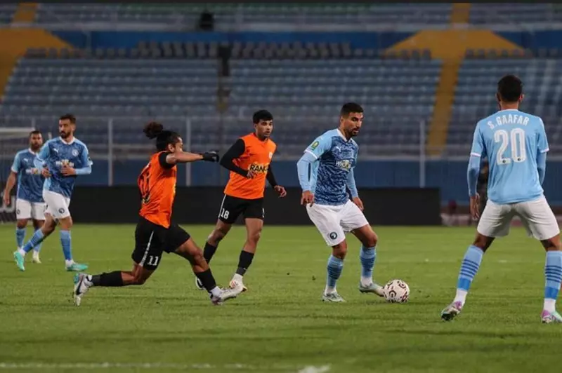 بيراميدز في مواجهة فاركو ضمن سعيه لتحقيق الحلم بالدوري