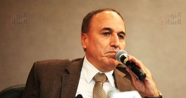 عبد المحسن سلامة يهنئ البلشي بفوزه بمنصب نقيب الصحفيين ويعبر عن احترامه لرأي الجمعية العمومية