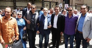نجوم الصحافة يتوافدون للتسجيل في الجمعية العمومية ومد التسجيل مستمر حتى الساعة الثانية