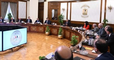 رئيس الوزراء يؤكد جهود الحكومة لتسهيل إجراءات التسجيل العقاري للوحدات السكنية للمصريين والأجانب
