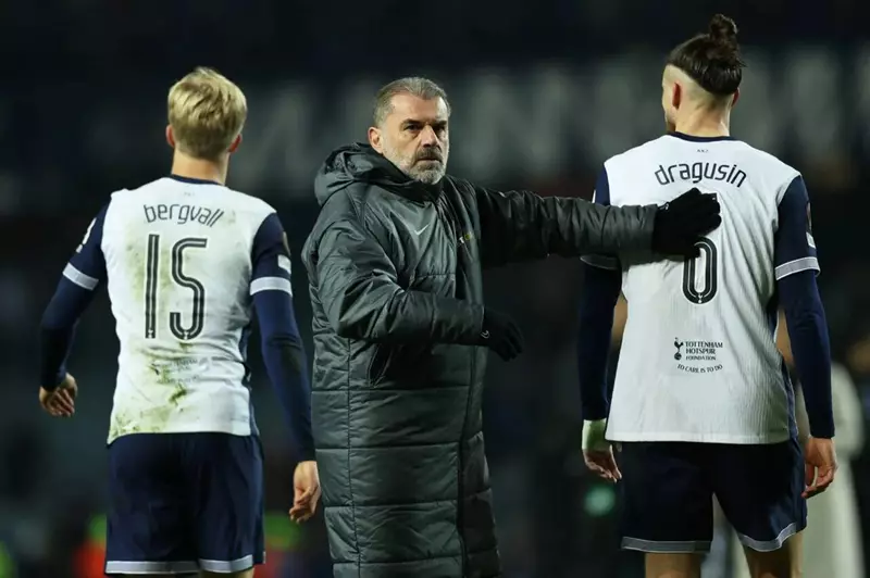 تشكيل توتنهام لمواجهة بودو جليمت في الدوري الأوروبي بعد 6 تغييرات عقب هزيمة ليفربول القاسية