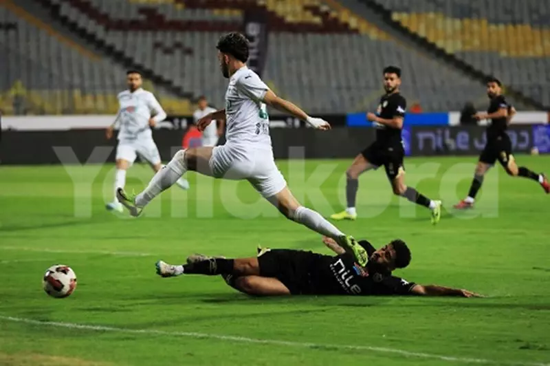 أهداف ملغاة ورسائل للجماهير في مباراة المصري والزمالك بالدوري – لقطات وصور وفيديو