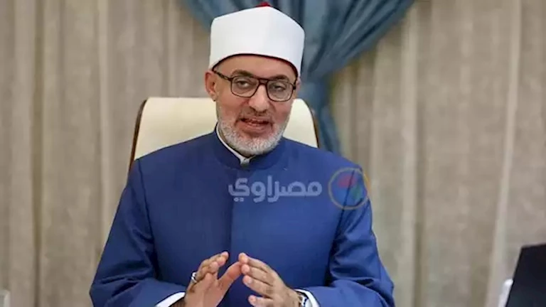 مفتي الجمهورية يؤكد أن الصحافة هي عين الأمة وصوتها الثابت