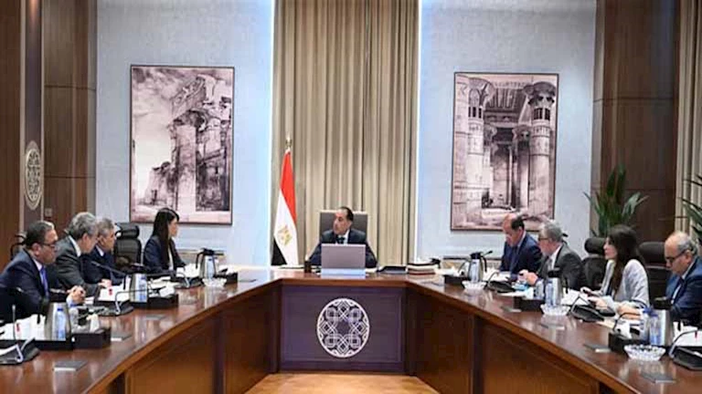 رئيس الوزراء يراقب جهود إصلاح وإعادة تنظيم الهيئات الاقتصادية
