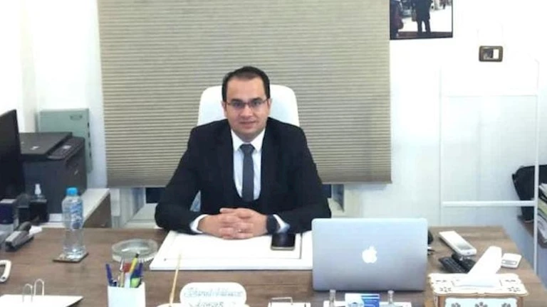 شروط العقود التجارية الإلكترونية كما يكشفها خبير قانوني