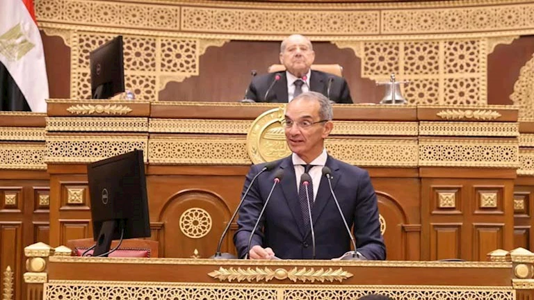 وزير الاتصالات يعلن عن تأهيل 1000 طالب جامعي سنوياً عبر مبادرة “مهارات سيبرانية”