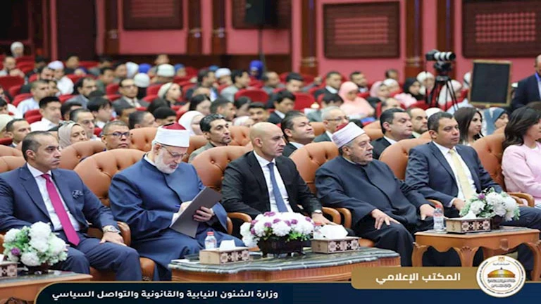 وزير الشؤون النيابية يؤكد أهمية تنظيم المحتوى القيمي والأخلاقي في عصر الذكاء الاصطناعي
