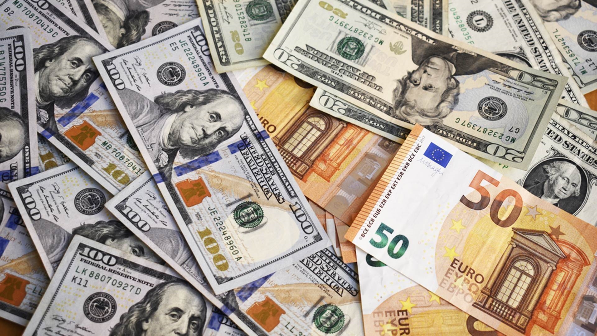 الدولار يتراجع .. أسعار العملات الأجنبية اليوم الثلاثاء 13 مايو 2025 نهاية التعاملات