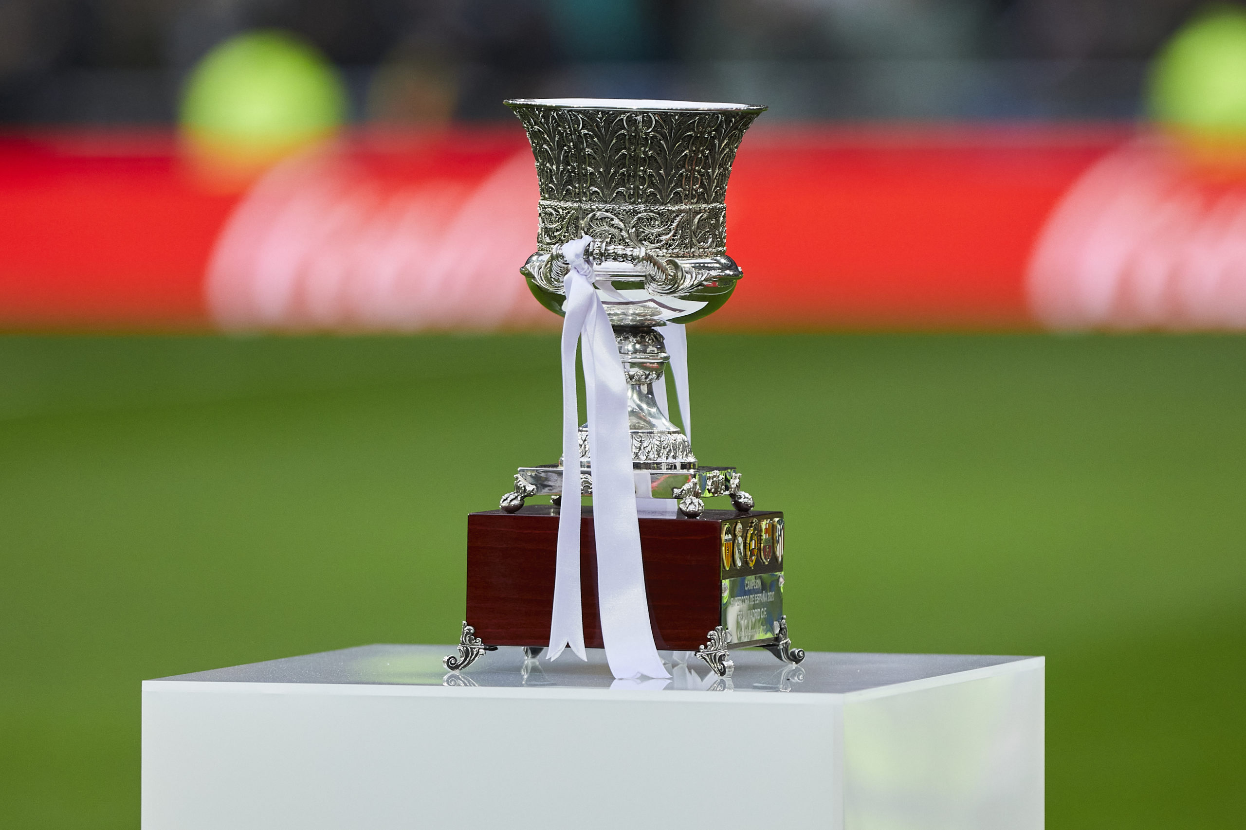 من يعتلي العرش؟ .. برشلونة ومدريد وجها لوجه في السوبر الإسباني 2026 بجدة “المواعيد والقنوات الناقلة”