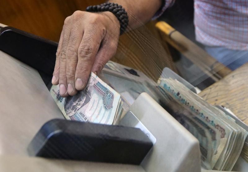 مرتبك 7100 جنيه.. موعد صرف مرتبات شهر يوليو 2025 للعاملين بالجهاز الإداري بالدولة